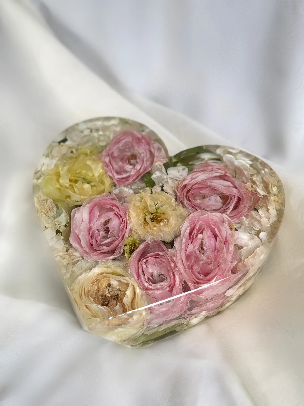 Wedding bouquet in heart resin block
